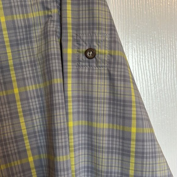 Cabela's women’s gray quarter button down shirt size large - Picture 5 of 9